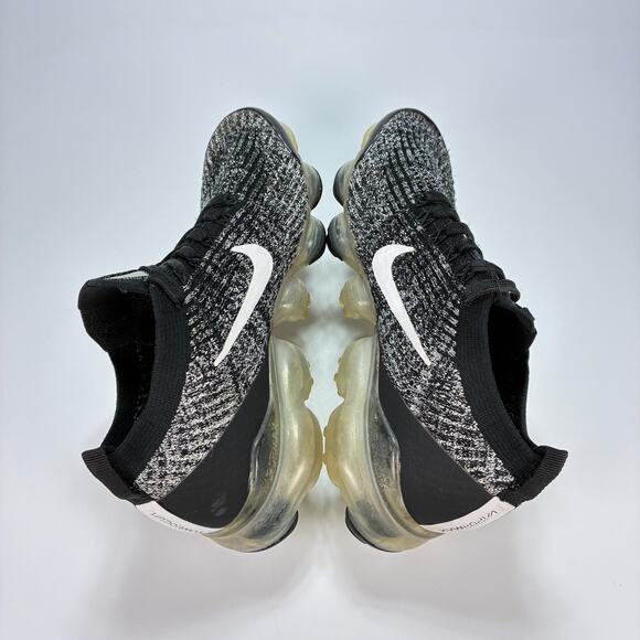 Nike Air VaporMax Flyknit 3 Oreo Running Shoes Sneakers AJ6910-001 Womens Sz 8.5 - Picture 7 of 10